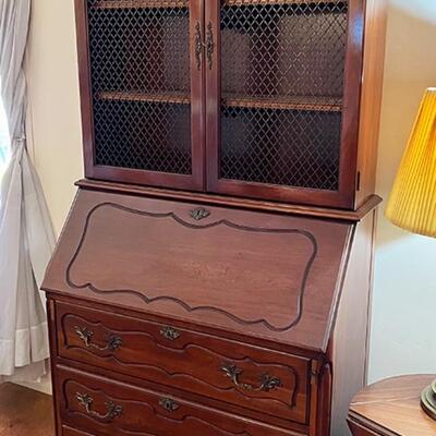 Lot 7 Secretary Desk Metal Screen Doors Drop Desk 3 Drawers Walnut