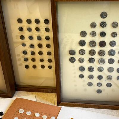 Lot 9 Antique Button Collection 6 Framed 11 Unframed Books & Unsorted