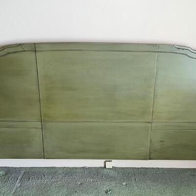 Lot 14 Antique Green King Size Bedroom Set Headboard, 2 Chairs & Night Stand 4 pc