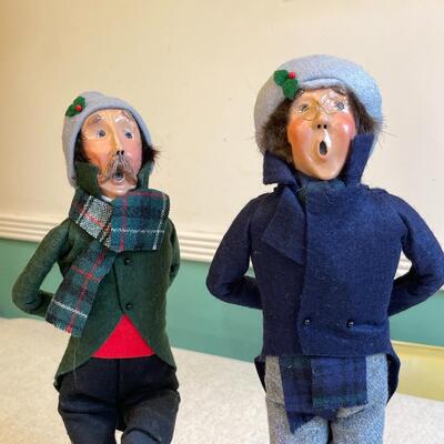 Lot 36 Byers Choice Carolers Dolls 2 Men Ice Skating Signed & Numbered