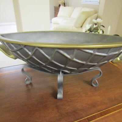 Decorative Ceramic Bowl/Centerpiece on Metal Stand with Orbs