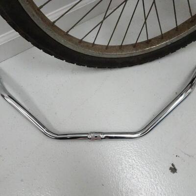 LOT 520 VINTAGE 1978 SCHWINN SPITFIRE BIKE