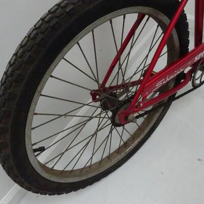 LOT 520 VINTAGE 1978 SCHWINN SPITFIRE BIKE