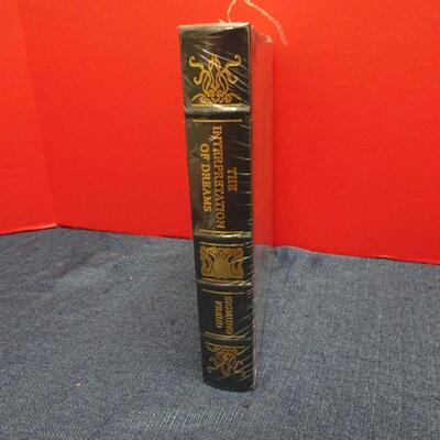 LOT 532  THE INTERPRETATION OF DREAMS BY SIGMUND FREUD