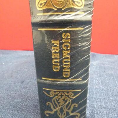 LOT 532  THE INTERPRETATION OF DREAMS BY SIGMUND FREUD
