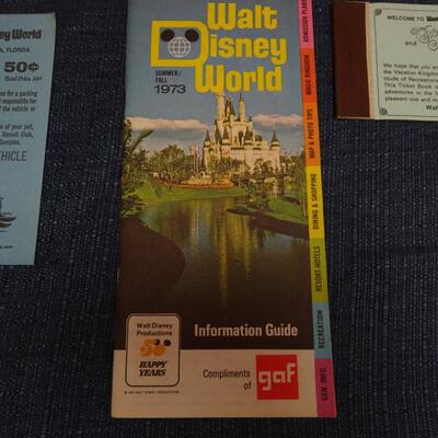 LOT 540. VINTAGE 1973 DISNEY WOLRD INFORMATION GUIDE, VINTAGE KNOTTS AND HEARST CASTLE BOOKLET
