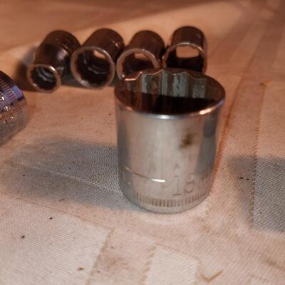 craftsman 3/8" sockets 8 ea metric