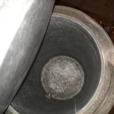 Vintage Igloo 5 gallon water container