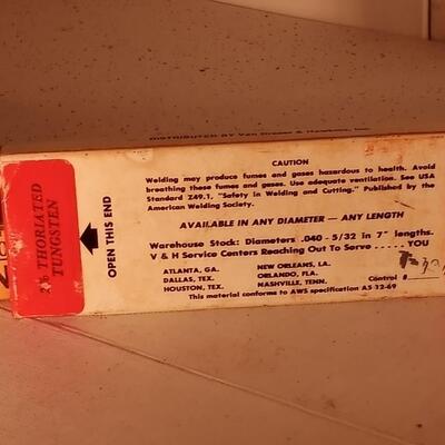 V&H Gold Band Products 1/8x7 2% Thoriated Tungsten Electrodes upld 1/28