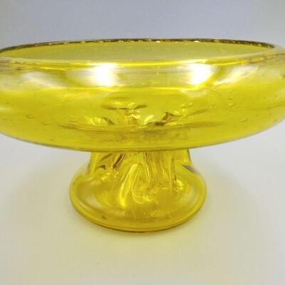 Yelow Steuben glass bowl.