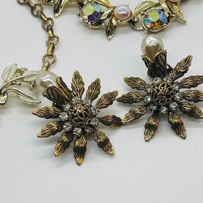 Nice vintage costume jewelry lot