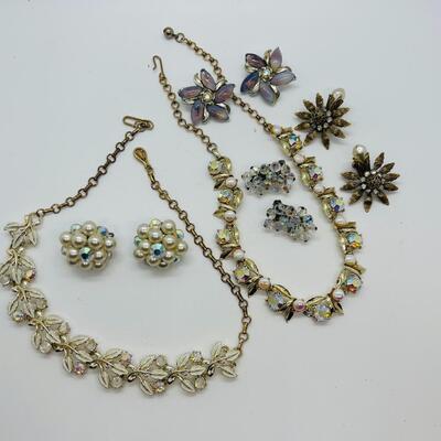 Nice vintage costume jewelry lot