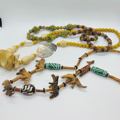 Wood necklace lot