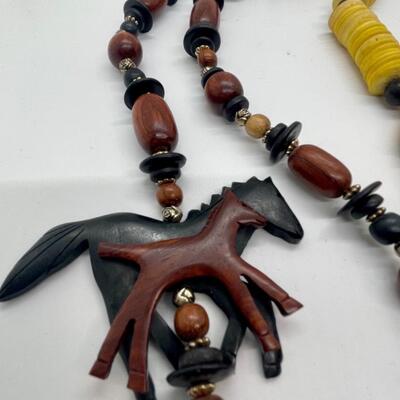 Wood necklace lot 3