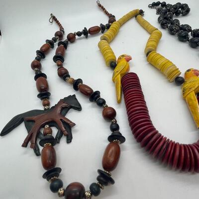 Wood necklace lot 3
