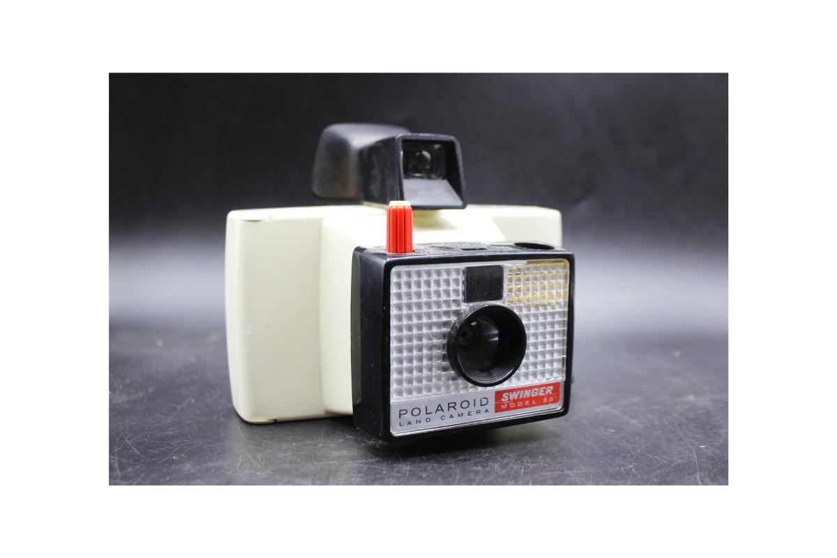 Vintage Polaroid Land Camera Swinger Model 20 EstateSales
