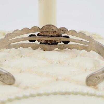 NATIVE AMERICAN STERLING STONE CENTER BRACELET