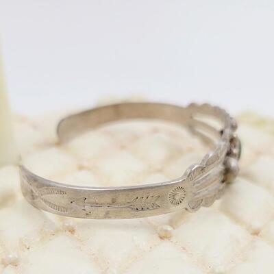 NATIVE AMERICAN STERLING STONE CENTER BRACELET