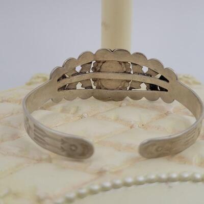 NATIVE AMERICAN STERLING CENTER STONE BRACELET