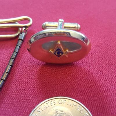 Grouping of Masonic Items