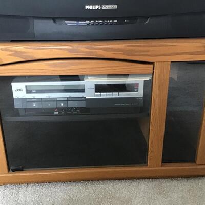 D4 - TV Stand