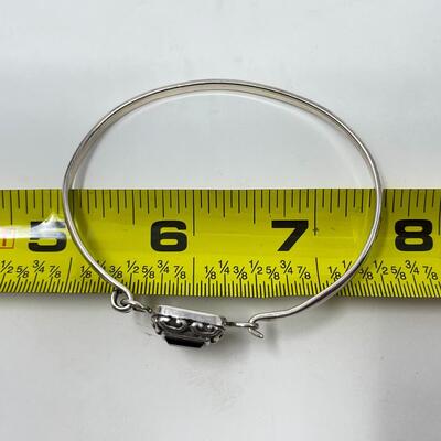 BLACK ONYX & 925 STERLING SILVER BANGLE BRACELET