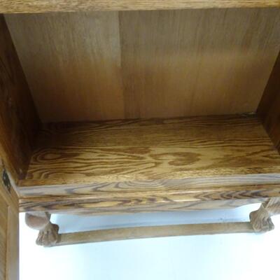 LOT 545. HALL TREE WITH MIRROR AND STORAGE