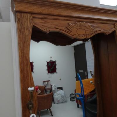 LOT 545. HALL TREE WITH MIRROR AND STORAGE