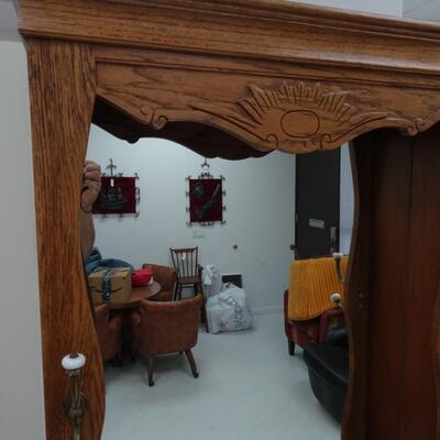 LOT 545. HALL TREE WITH MIRROR AND STORAGE