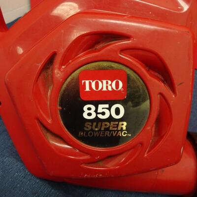 LOT 543. TORO 850 BLOWER