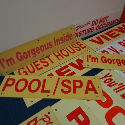 LOT 556. REAL ESTATE DESCRIPTION SIGNS