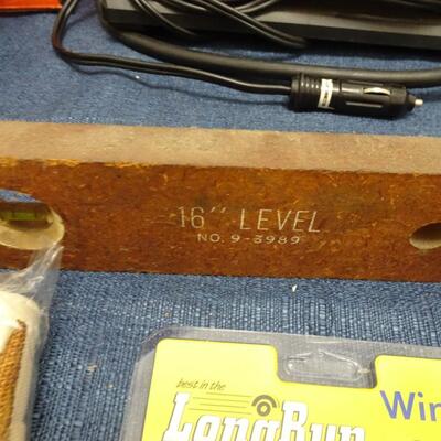 LOT 558. MISC. TOOLS