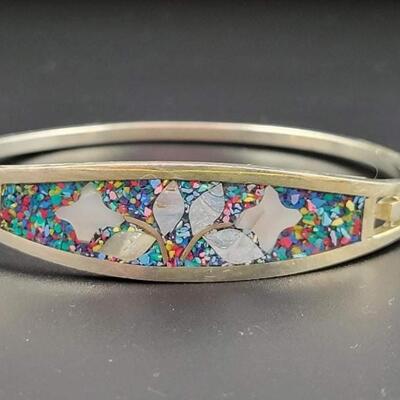 MEXICO â€œALPACA SILVERâ€ COLORFUL HINGED BANGLE BRACELET
