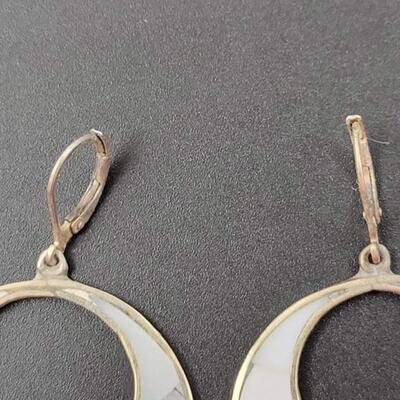 MEXICO â€œALPACA SILVERâ€ CIRCLE/CRESCENT EARRINGS - ABALONE?