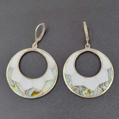 MEXICO â€œALPACA SILVERâ€ CIRCLE/CRESCENT EARRINGS - ABALONE?