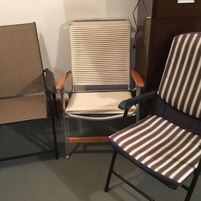 133 - 3 Outdoor Folding Chairs