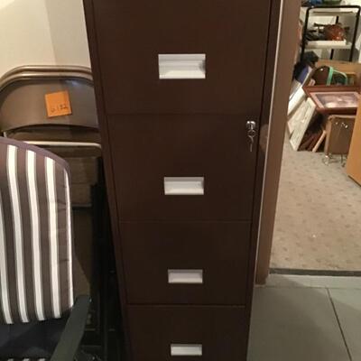 134 - 4 Drawer File Cabinet
