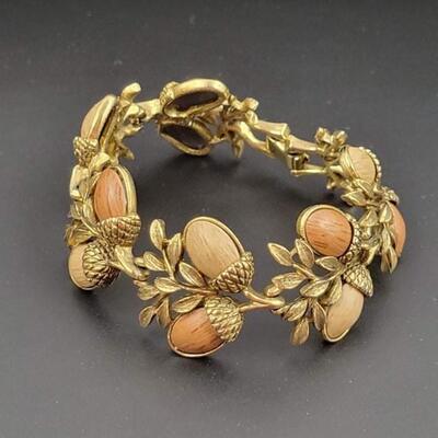 ORNATE GOLD TONED ACORN BRACELET - VINTAGE?