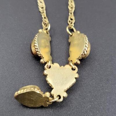 GOLD TONED JEWELED VINTAGE STYLE NECKLACE
