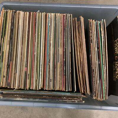 794 Lot of Vintage LP Records ( Classic Rock, see pictures for an idea of the artists  )