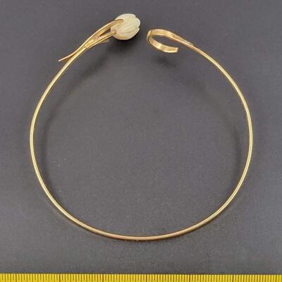 AVON TULIP GOLD TONED BANGLE BRACELET