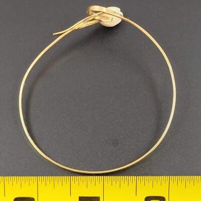 AVON TULIP GOLD TONED BANGLE BRACELET