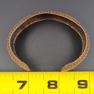VINTAGE COPPER METAL CUFF BRACELET - GRAPES & VINES
