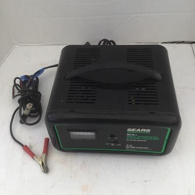 T812 10/2 Amp Fully Automatic Battery Charger Lot