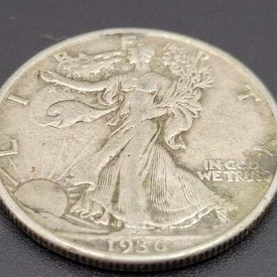 WALKING LIBERTY 1936 SILVER HALF DOLLAR
