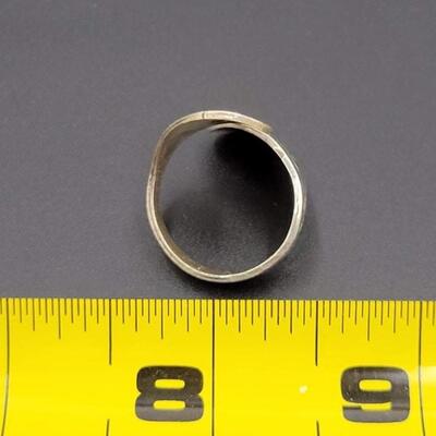 NATIVE AMERICAN SILVER & GREEN CHIP INLAY RING