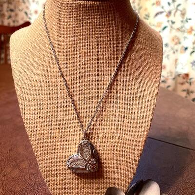 Lot 52 Brighton Heart Twist & Turn Pendant Into Oval Clasp Marked 925