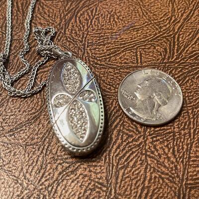 Lot 52 Brighton Heart Twist & Turn Pendant Into Oval Clasp Marked 925