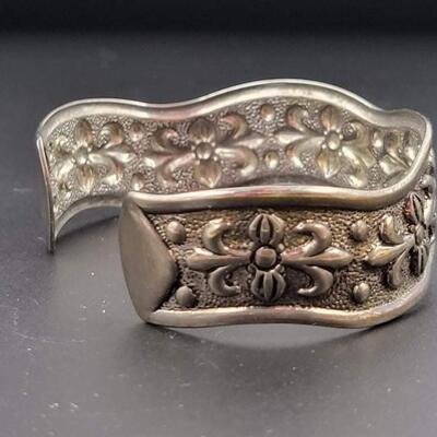 SILVER TONED METAL CUFF BRACELET
