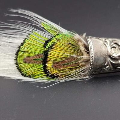 SILVER METAL & FEATHER BROOCH